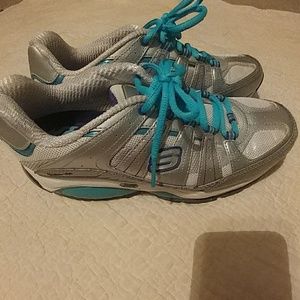 Great Sketchers shape up tennis shoes